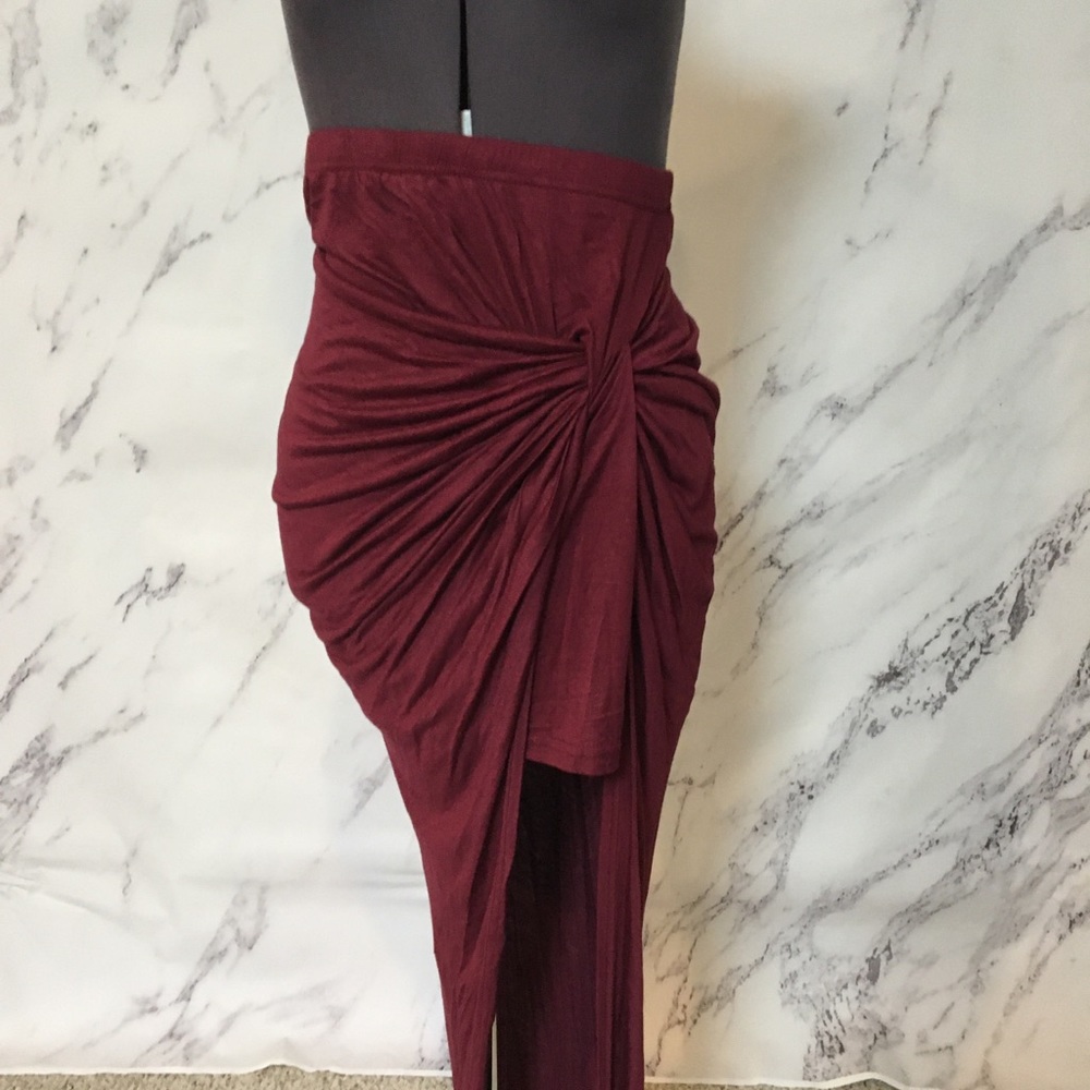 NWT Rue 21 high waisted maroon skirt size